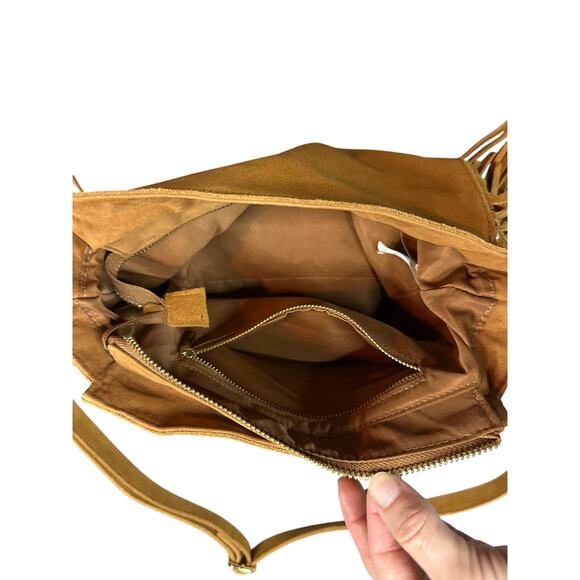 Boho Tan Suede Fringe Crossbody Bag | Western Festival Shoulder Purse - Picture 4 of 4